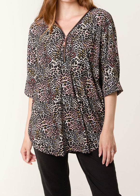 ANIMAL PRINT ZIP FRONT TOP